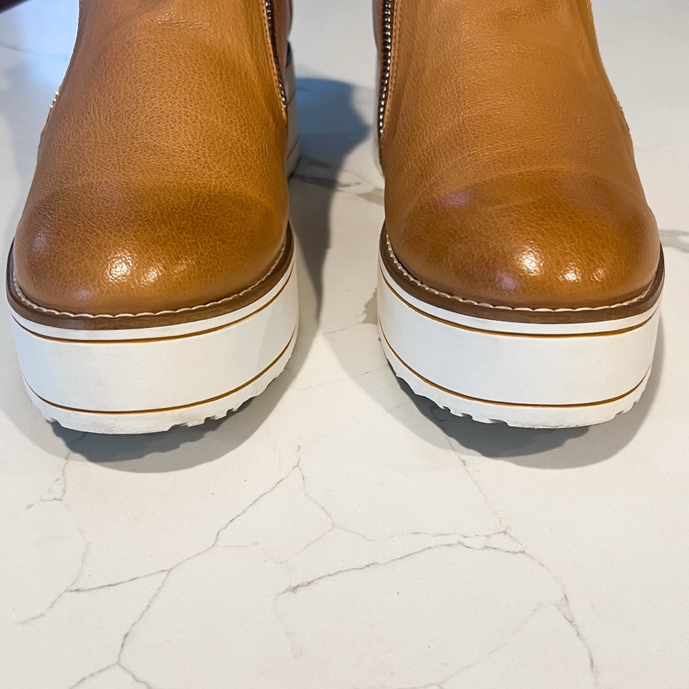 Anthropologie Silent D Nene Tan White Leather Ankle Wedge Boot EU 38 US 7 7.5 - Picture 8 of 16